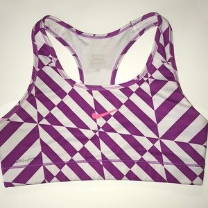 Nike Pro medium support Sports Bra